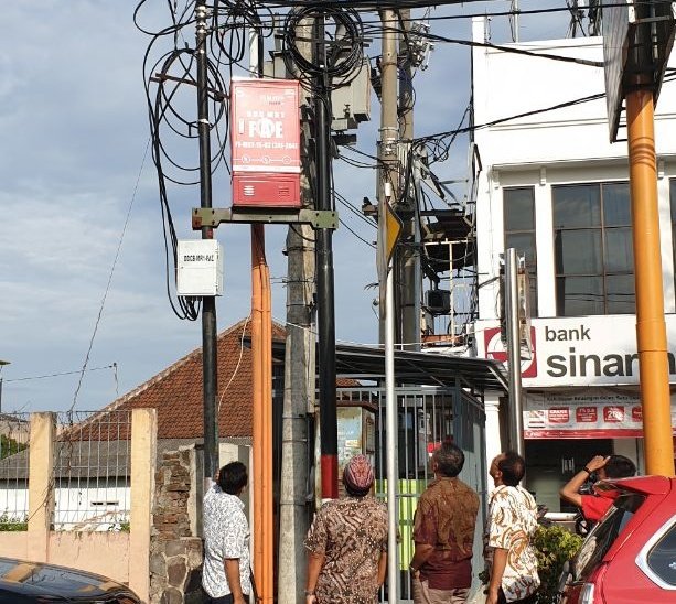 OSM Akses Management <a href="/BagusHerdiyanto/">bagus herdiyanto</a> didampingi GM Witel Sidoarjo <a href="/putrodewanto/">putro dewanto</a> sidak proyek QE di Datel MRT yg berada di Jl Pahlawan Mojokerto 

#TelkomFuntastic5 #BRIGHTTR5 #SDATREG5 (Datel Mojokerto)  <a href="/_funtastic5_/">Funtastic5 TR5</a>