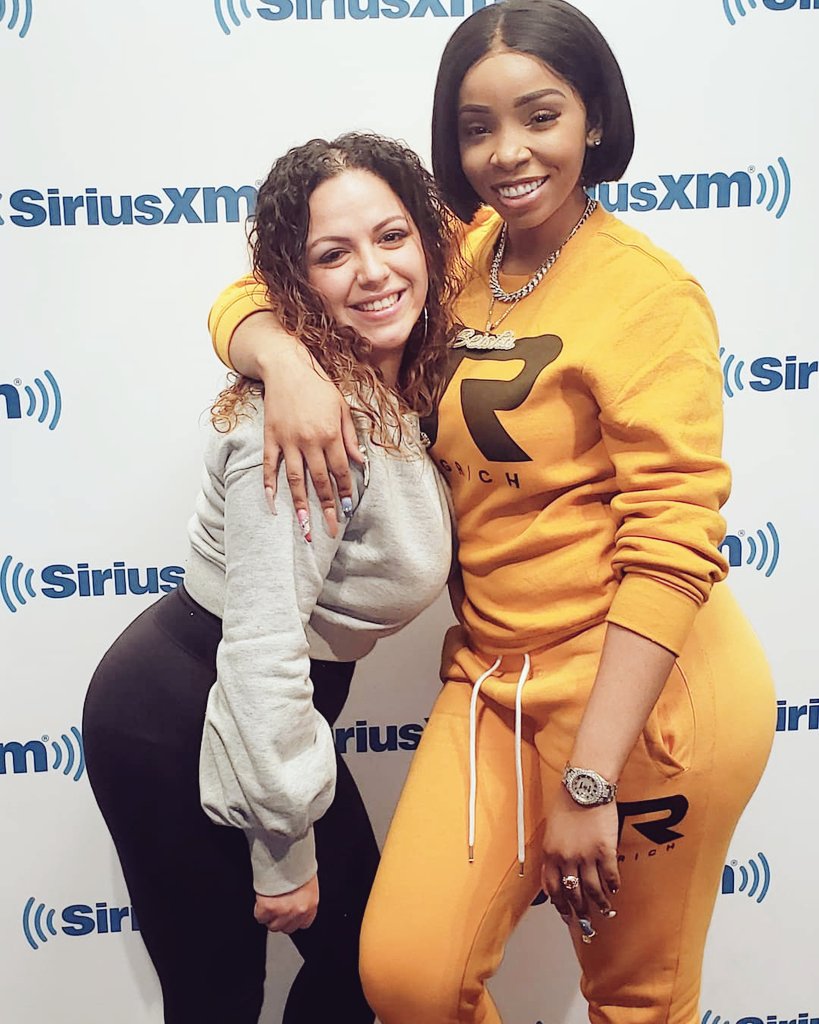 SIRIUSXMTHEHEAT's tweet photo. In 20 mins @LightSkinKeisha and @TheRealBSmyth are joining @minasaywhat in #MinasHouse they will also be performing 🎤 11a ET, 8a PT #liveperformance #ridegood https://t.co/WvxI8gyoGL