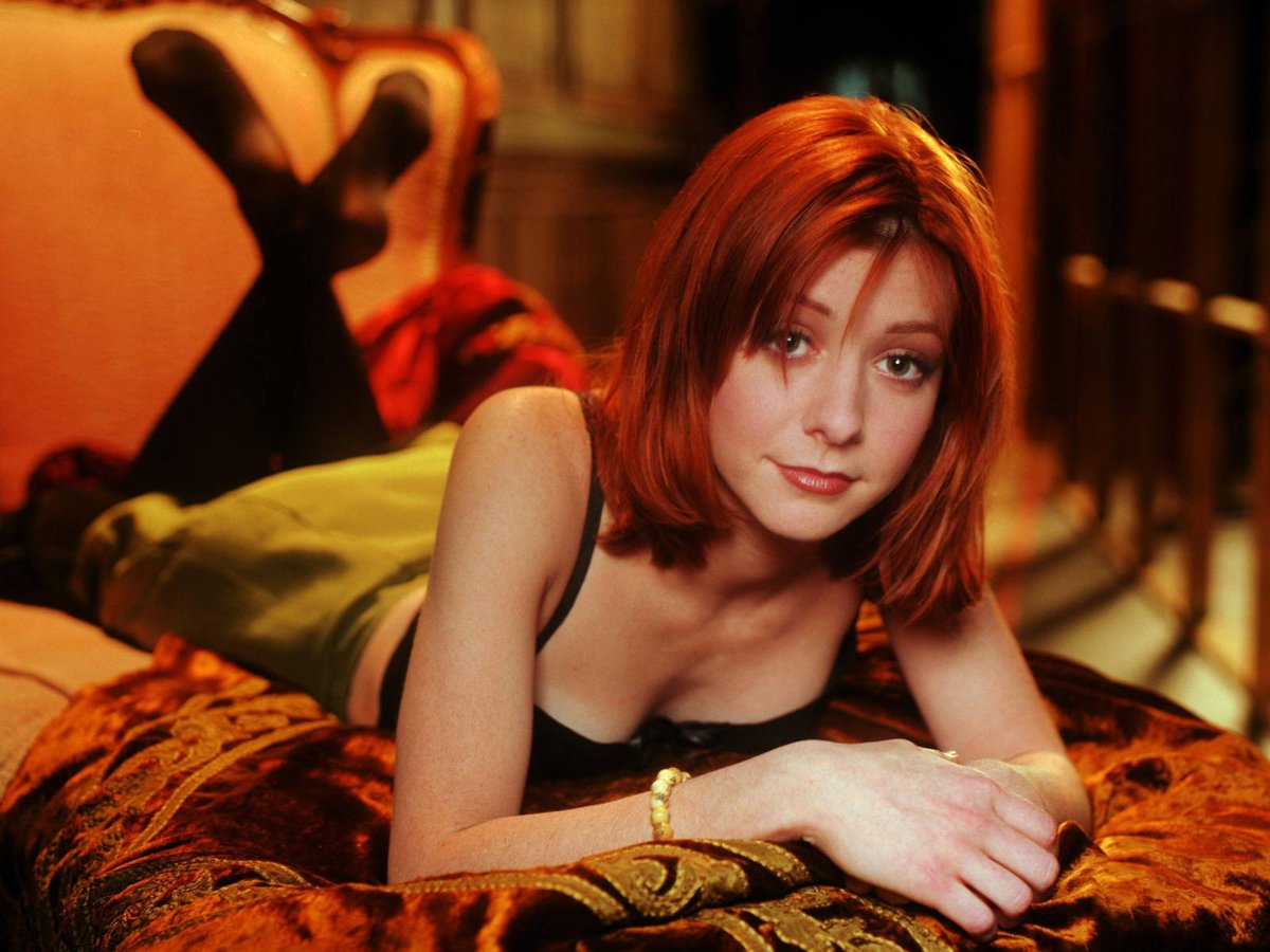Missing #buffythevampireslayer and Alyson Hannigan's awesome Willow Ro...