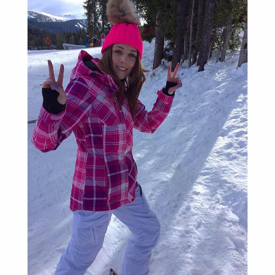 mollie_doc's tweet photo. Need some fun in the snow again. ⛷ #bansko #bulgaria #skihol https://t.co/3NSK4MnOjE