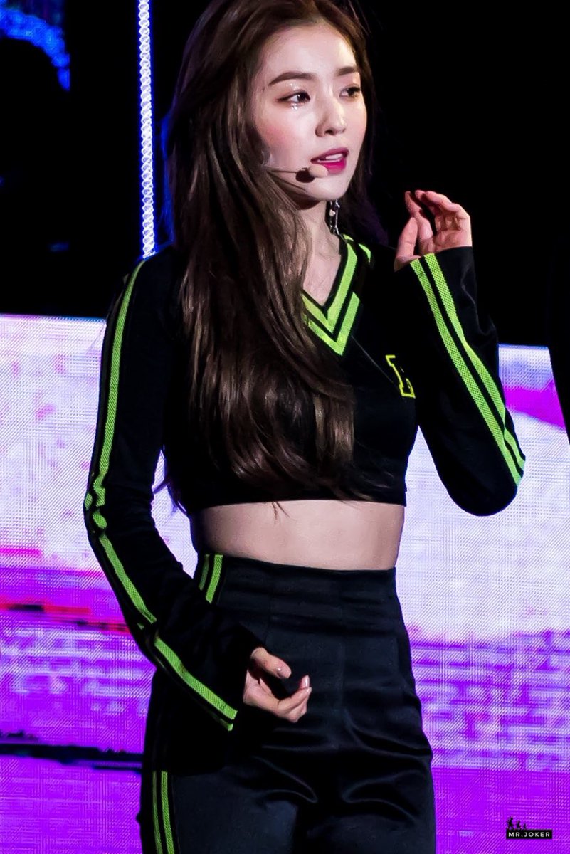 johnker17's tweet photo. 181028 BOF 아이린
#레드벨벳
#RedVelvet
#BOF2018
#아이린 #Irene
@RVsmtown https://t.co/LEUh1AHC1O