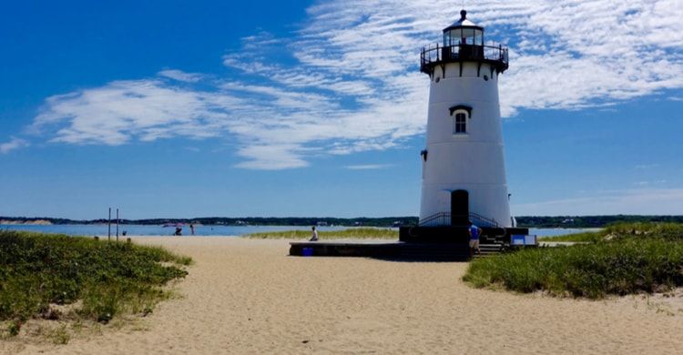 fare_machine's tweet photo. Weekend Getaways in New England
#travel #flight airlines 
https://t.co/qFewWe5A8f https://t.co/KLiWp5UhXo
