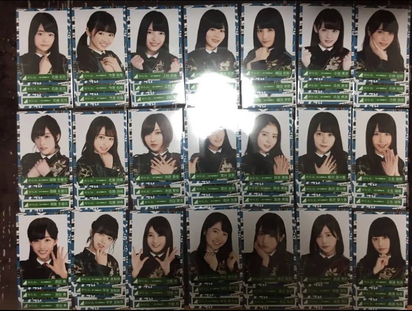 giftsplanning's tweet photo. 🎉欅坂46 プレゼント🎉
○生写真 4種全コンプ
○長濱ねる U18 bloom コンプ
○CD/DVD 1th〜7thセット

各1名様にプレゼント！

【応募方法】
フォロー&amp;リツイート！
→DMします

希望をリプで当選確率アップ！

当選発表はDMにて
締切は1/3 23時です！ https://t.co/NbpiRBAuFp