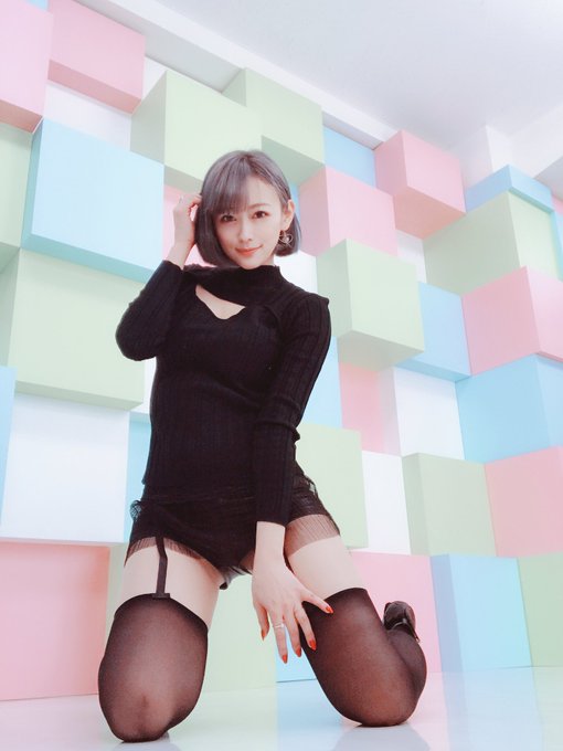 撮影会ありがとうございました❤️ 年末の忙しい時期に一緒に過ごしてもらえてとても嬉しかったです☺️ また来年もたくさん西野翔を愛してやってくださいね❤️❤️❤️ https://t.co/gyb7Nf