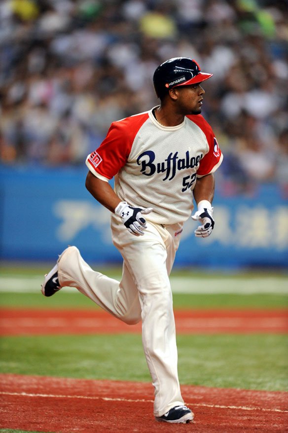 オリックスバファローズ ユニフォーム アーロム・バルディリス #52