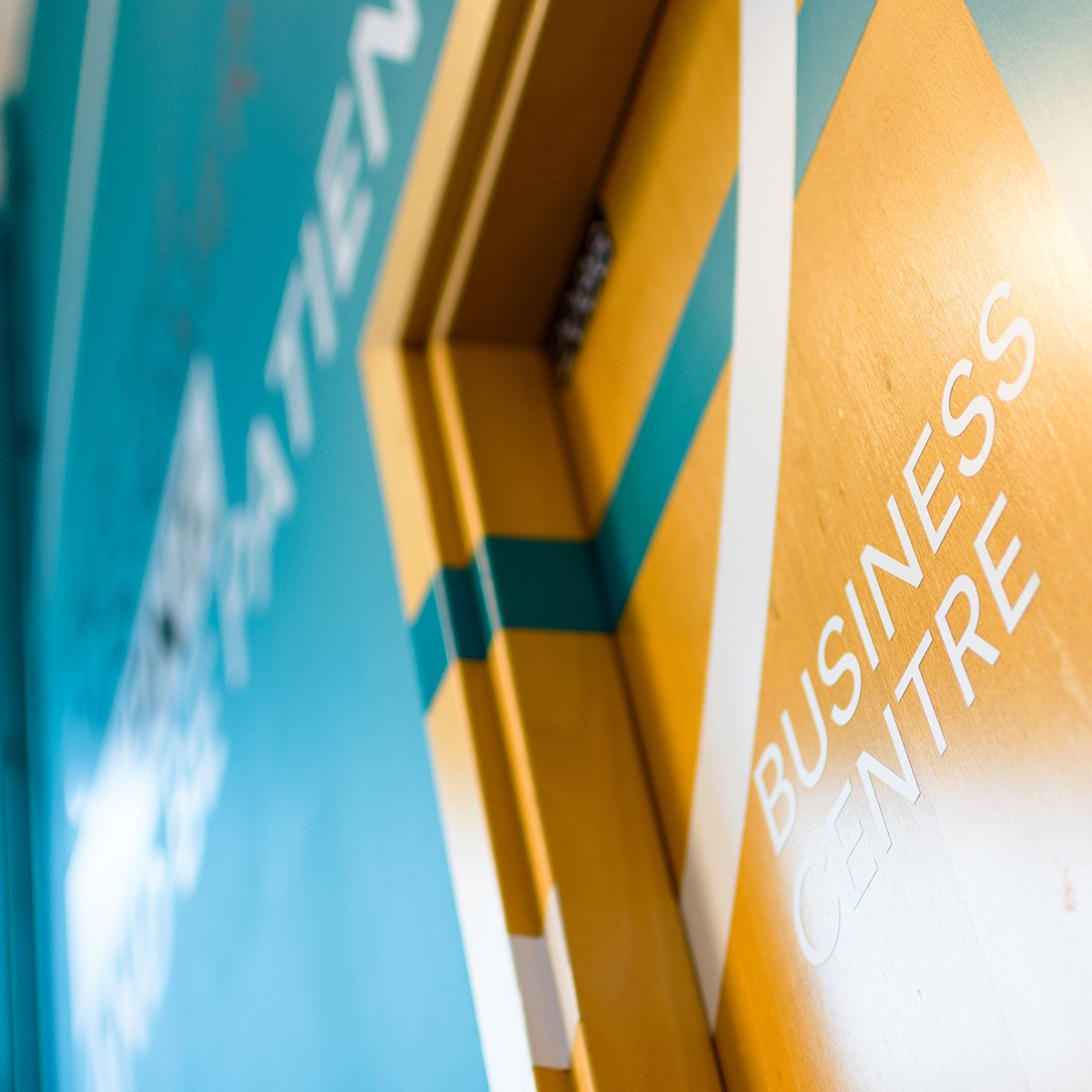 2020_interiors's tweet photo. #2018 - “The future isn't a place we're going to go. It's a place that you get to create.” Nancy Duarte. It was inspiring to refresh the interiors for @FalmouthUni Business School. #2020interiors #interiordesign #workplacedesign  #business #graphics https://t.co/JM78xa4a39 https://t.co/xmFYgZNFVZ