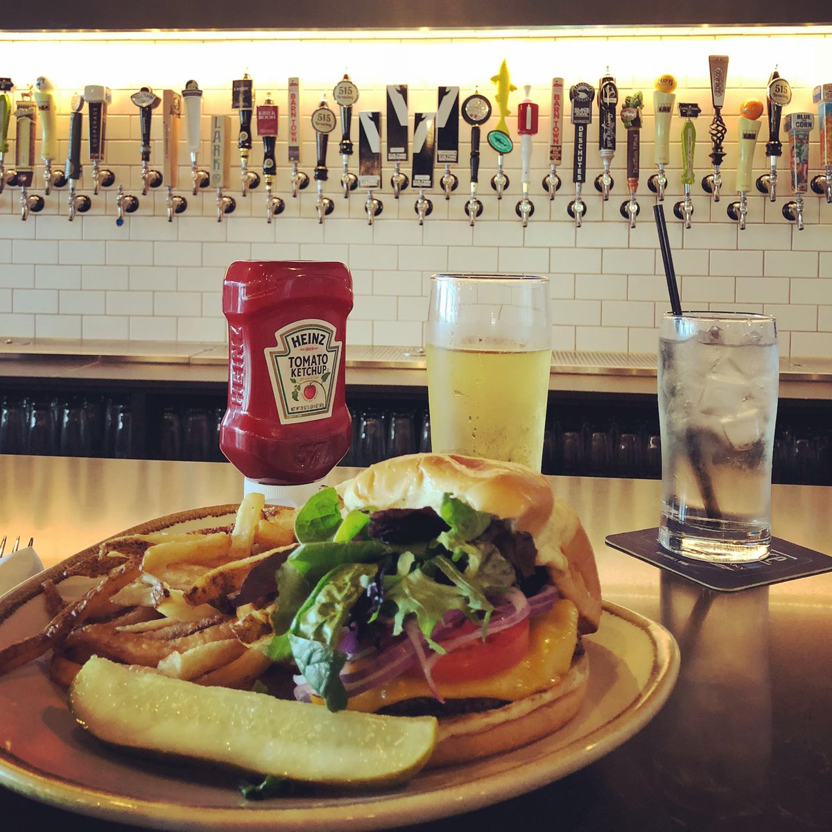 SALT_WDM's tweet photo. Make your tastebuds happy. :) Grab a $6 housemade burger &amp; fries combo for lunch every Friday 11am-2pm! 🍔🍟 https://t.co/1sJ91gelpV