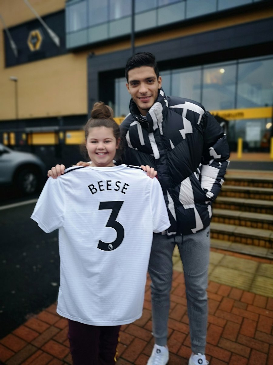 WaynoBeese's tweet photo. Took my youngest to club shop for her first Wolves top yday. Stunned to see @rubendsneves_ walk in &amp; @Raul_Jimenez9 outside! Both proper gents and we now have a new fan who is badgering me to take her to a game. Please pass on my thanks to the two players @Wolves @LaurieDalrymple https://t.co/w29HmC7Mz5