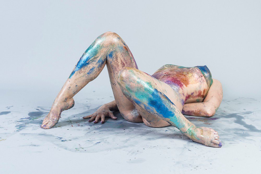 Los artistas Jamie Knowlton, Joanne Leah y Daniel González  convierten el cuerpo femenino en uno de los más bellos paisajes  artísticos. Te hablamos del desnudo como obra de arte 👉👇 notodo.com/desnudo-femeni…