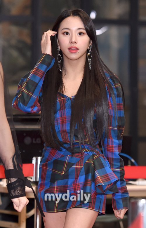 clairekuma's tweet photo. 18.12.28 KBS Gayo DaeChukJe
ⒸⒽⒶⒺⓎⓄⓊⓃⒼ's NEWS photo-(1)

KBS 歌謠大祝祭 彩瑛 相關新聞照

#TWICE #트와이스 #YESorYES⁠ ⁠
#Chaeyoung #채영 #손채영 
#彩瑛 #孫彩瑛 #チェヨン
#채영아_사랑해 #아기맹수_채영 https://t.co/njtatYGOAo