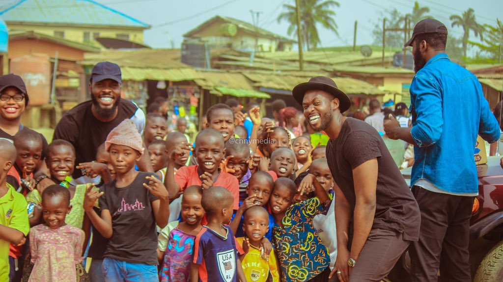 DavidB_Online's tweet photo. This is what I got up to on Boxing Day! Thank you @beepicafrica for the opportunity to make a difference in the community. It was such a refreshing and satisfying experience for me.
#shareathousandsmiles
#BeEPIC
#CATJ
#BeDavid
#DavidB
📸: @chnymedia https://t.co/sDzOn2qLSe