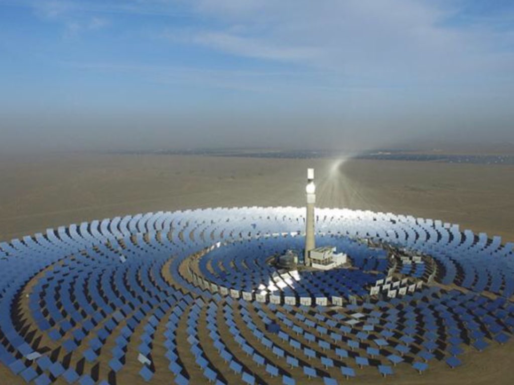 The future has arrived. And it’s beautiful! 👍

China's first 100-megawatt solar-thermal power plant was successfully connected to the national grid this week in Dunhuang City, Gansu Province. ⭐️