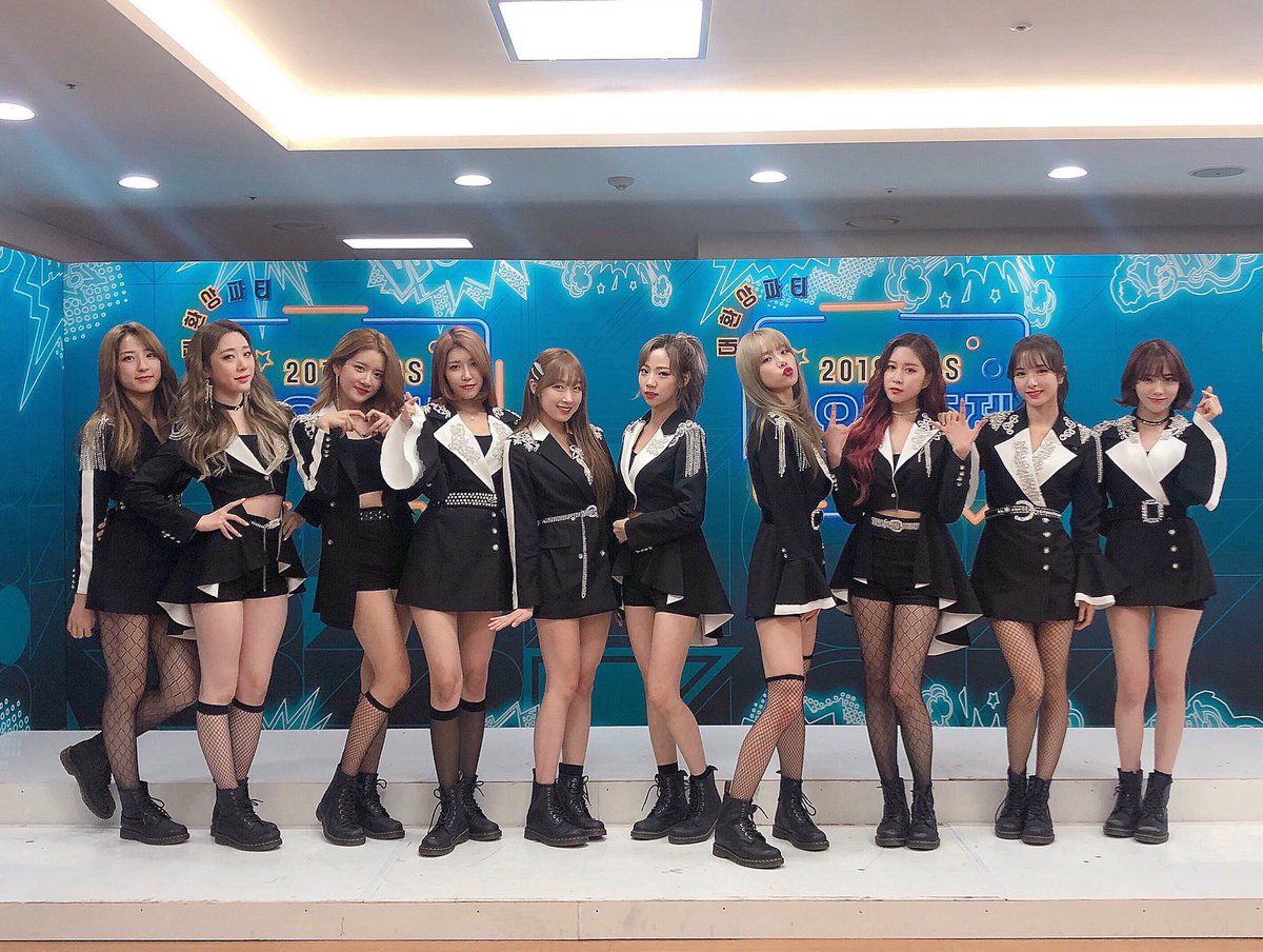 우주소녀 tweet media
