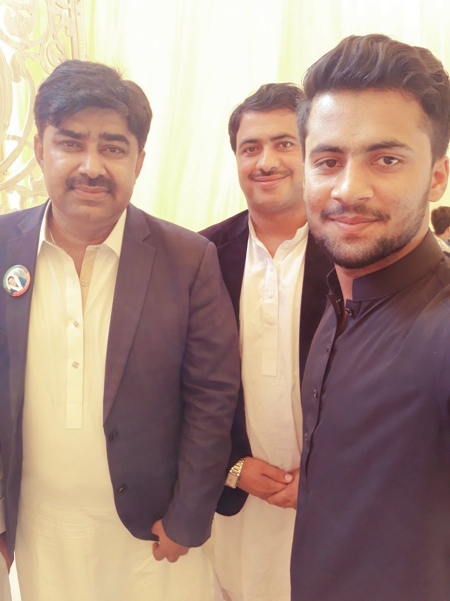 Awan_hamadullah's tweet photo. Me At Honourable Brother @AajizDhamrah PPP 🇱🇾, Respected 🇱🇾, Honourable Brother @fidahussainppp PPP🇱🇾 Respected, Honourable Brother @ameer_domki PYO🇱🇾 Respected, Distt Ghotki President @SyedShabeerSha5 PYO🇱🇾 Leadership & Fida Hussan Shab Son Of Mariage
#At_Larkana #Badrah https://t.co/ZNpOD9aobS
