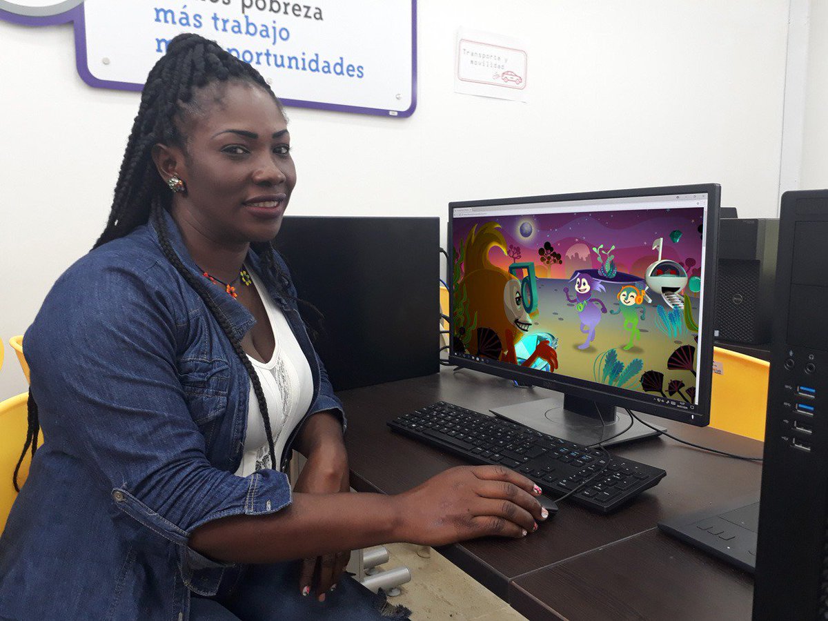 vdelpentagrama's tweet photo. #LoMásLeídoDe2018 Lucy Mosquera logró un milagro que parecía imposible: enseñar tecnología en un pueblo del #Chocó sin acceso a internet. En ese camino, se ha esmerado también por rescatar los alabaos y gualíes tradicionales del Pacífico.  
Su historia 👇 https://t.co/d7OJHppphd https://t.co/5Y8bhI0pas