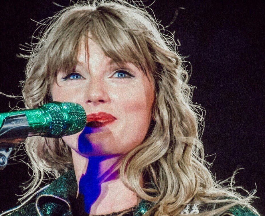 MoonQ1513's tweet photo. そして今年もTaylorランクインならず!なんで?こんなに可愛いのに。いつでも可愛いけど今年めちゃくちゃ可愛かったよ?なんで?
#themostbeautiful2018 #TaylorSwift https://t.co/csMU7k9Ukn