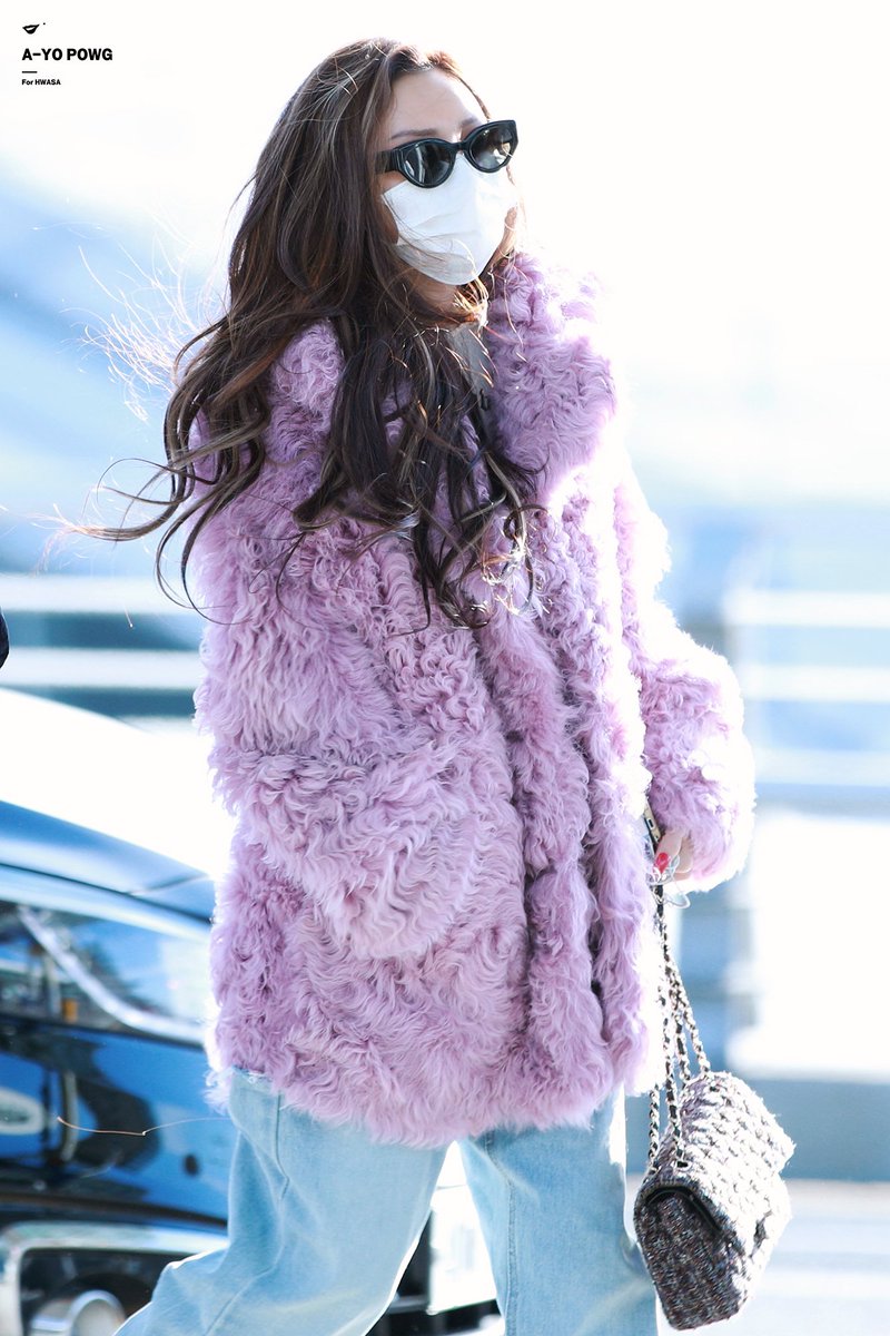 181228 인천공항 출국 2pic

이미 영화 한편 뚝딱😯
혜진이 존재 자체가 서사야💋💕

#마마무 #화사