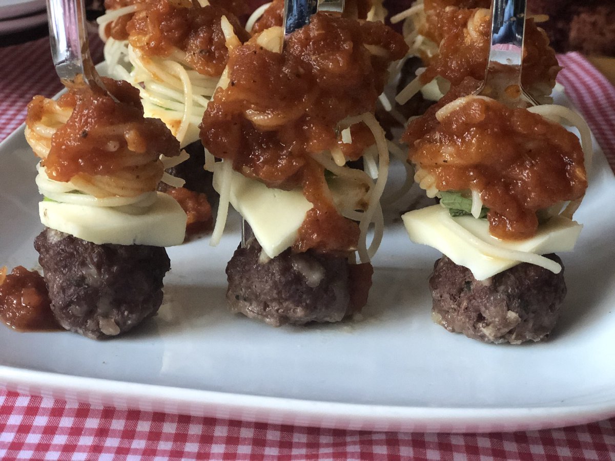 MyWorldSimplifi's tweet photo. #GlutenFreeAppetizer perfect for #NewYearsEve Recipe includes the homemade Marinara or you can use a jar of sauce. 

https://t.co/R0Gmw4vehh #Tresomega #SamsClub #OrganicsForLife @TresomegaFoods https://t.co/KTcmo2ZzdM
