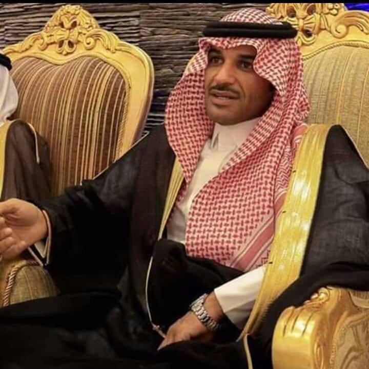 QUd3rbFvkO6MqcG's tweet photo. رحمة الله يا السنافي تصيبك 
واحسن الله اجرنا في السنافي
راعي الفزعه  تقول لصحيبك
اطلق احجاجك وانا ولدْ شافي
#الشهيد_الشيخ_فلاح_بن_شافي_الهاجري
#عقيد_الجزيره_رحمه_الله https://t.co/nmCwgrGP3i