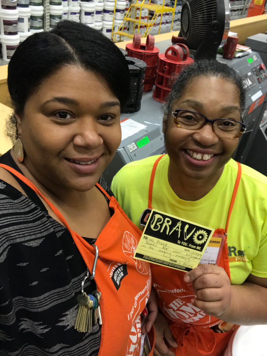 This morning at the Wood 2583 ms. Elisse D24 Lead the morning meeting. Her speaking points was around WTD sales WTD credit. This week focus classes, and this weeks safety topic.  ⁦⁦@818_CE⁩ ⁦<a href="/paulclymer/">Paul Wagner</a>⁩ ⁦<a href="/ASDS_2583/">ASDS Pam 2583</a>⁩ ⁦<a href="/JoeZuniga1/">Joe Zuniga</a>⁩