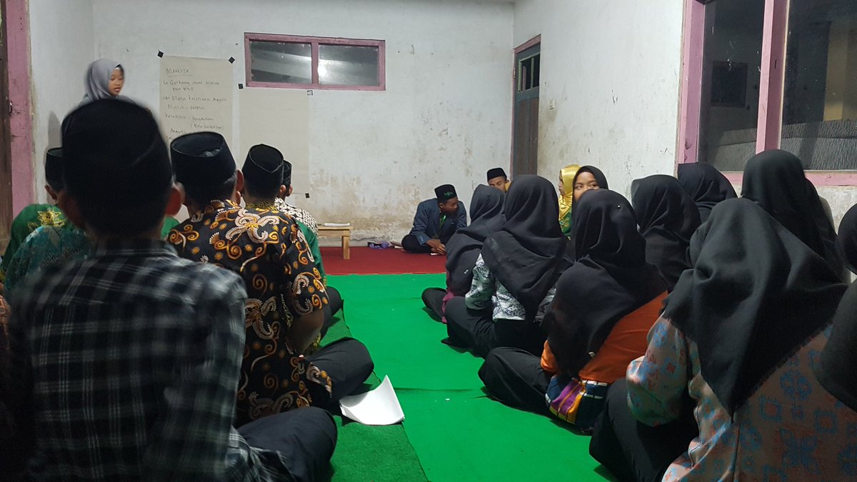 Kurang lebih 107 peaerta mengikuti Makesta (masa kesetiaan anggota) IPNU &amp; IPPNU yang terbagi di dua ranting di kabupaten magelang.