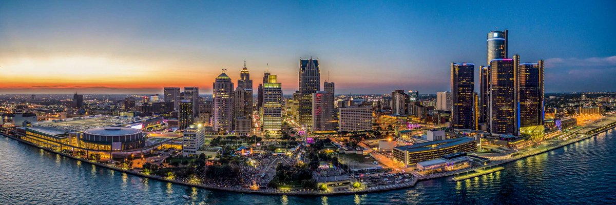 Detroit is known as the heart of the American auto industry, and it has maintained this reputation by leveraging bleeding-edge technologies. Learn how enhanced commercial #AVsolutions help make globalized manufacturing more efficient. hubs.ly/H0fJPxD0
