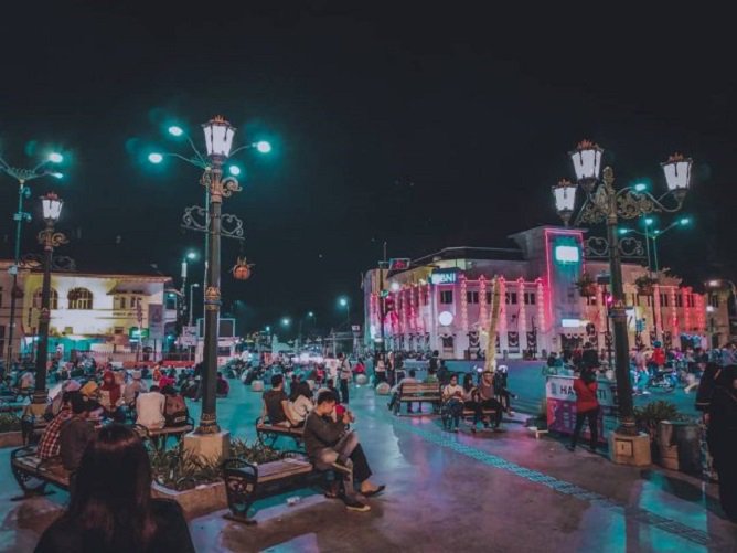 Itulah 10 Tempat Paling Asik Menikmati Tahun Baru 2019 Di Jogja.

Untuk versi ulasan lengkap bisa cek disini yaaaa
 piknikdong.com/menikmati-tahu… 

#Piknikdong #LiburanAkhirTahunKemana