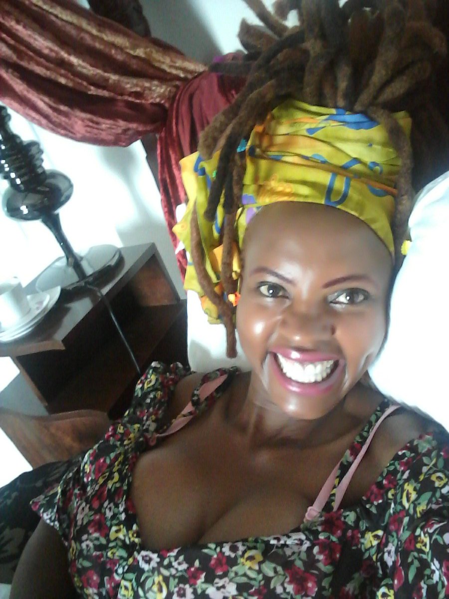 wanjirugachiee's tweet photo. I'm #learning how to take a #selfie🤳
#Love is the #food that satisfies all forms of hunger, the meat that you know not of &amp;nothing less than such love💝can satisfy
There is so much choices to make&amp; #freedom to love all things,embracing all moments🥰#FreeToBeFree to be #authentic https://t.co/6Yu60dO56y