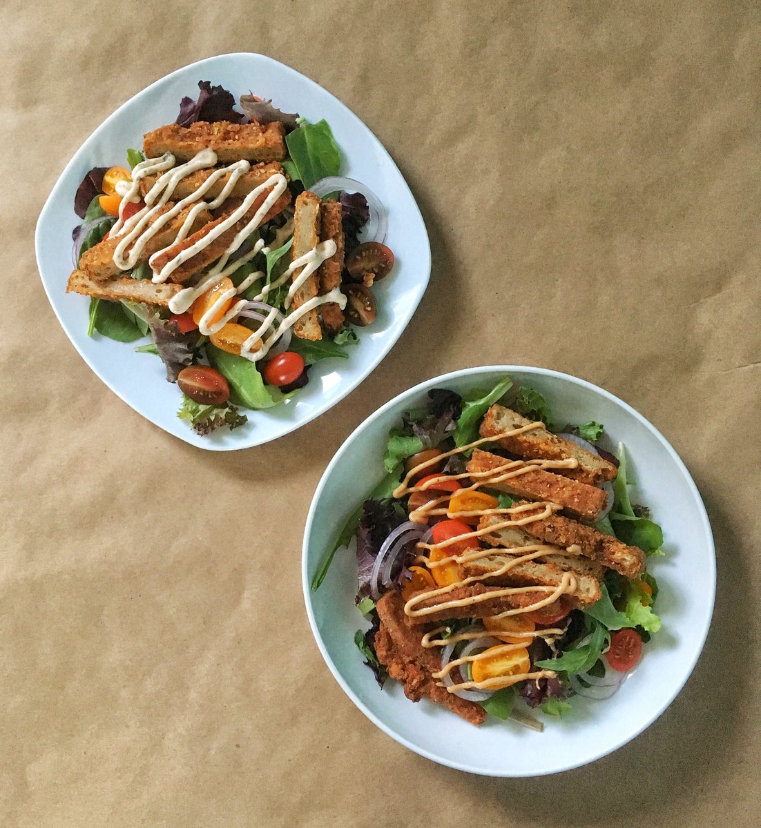 bartlebysfood's tweet photo. It's #FBF and we're thinking about the amazing ways you've been a #SauceBoss. We make our #plantbased sauces from scratchβand you sweep and swirl and soak your seitan with 'em. You've got real talent, devils. π
#hailseitan #tohellwithmeat #seitanworship #whatveganseat #tgif https://t.co/f4AktRNx5r