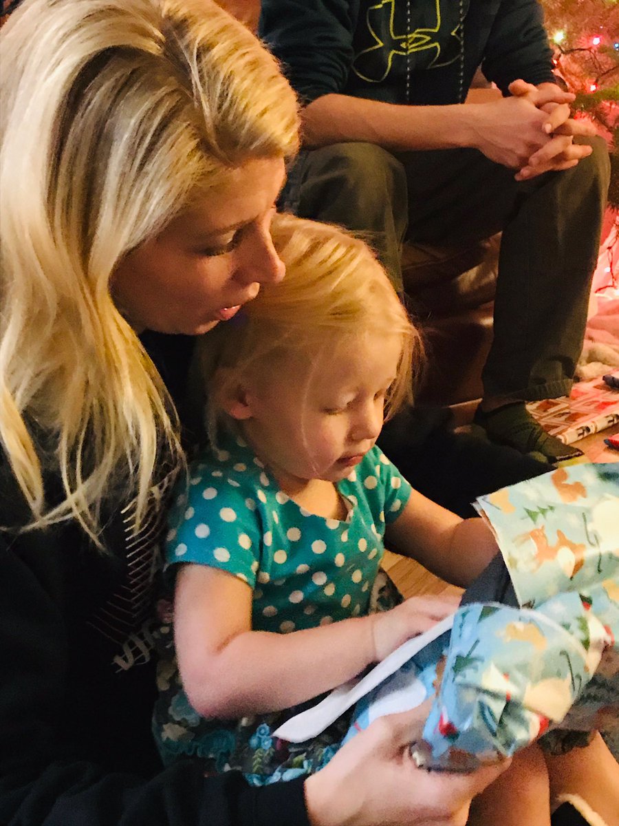 She thought every present was hers. To be fair, they were ☺️ #sperojo #toddlerlife