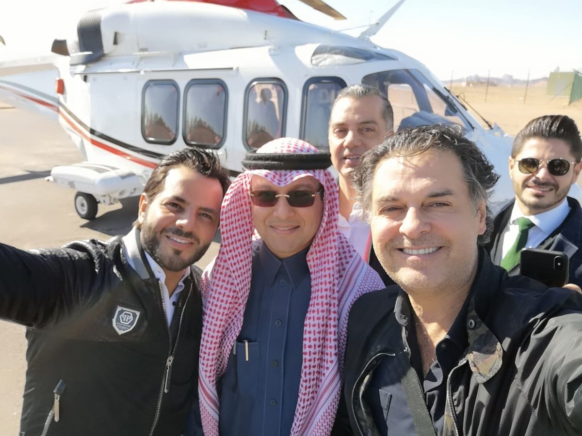 raghebalama's tweet photo. لحظات قُبَيْلَ قيامنا بزيارة جويّة بواسطة المروحيّة فوق مدائن صالح في المملكة العربية السعودية برفقة سعادة سفير #المملكة_العربية_السعودية في #لبنان الدكتور وليد البخاري والسيد مكرم سركيس والإعلامي نيشان. https://t.co/ohy3XzirOy