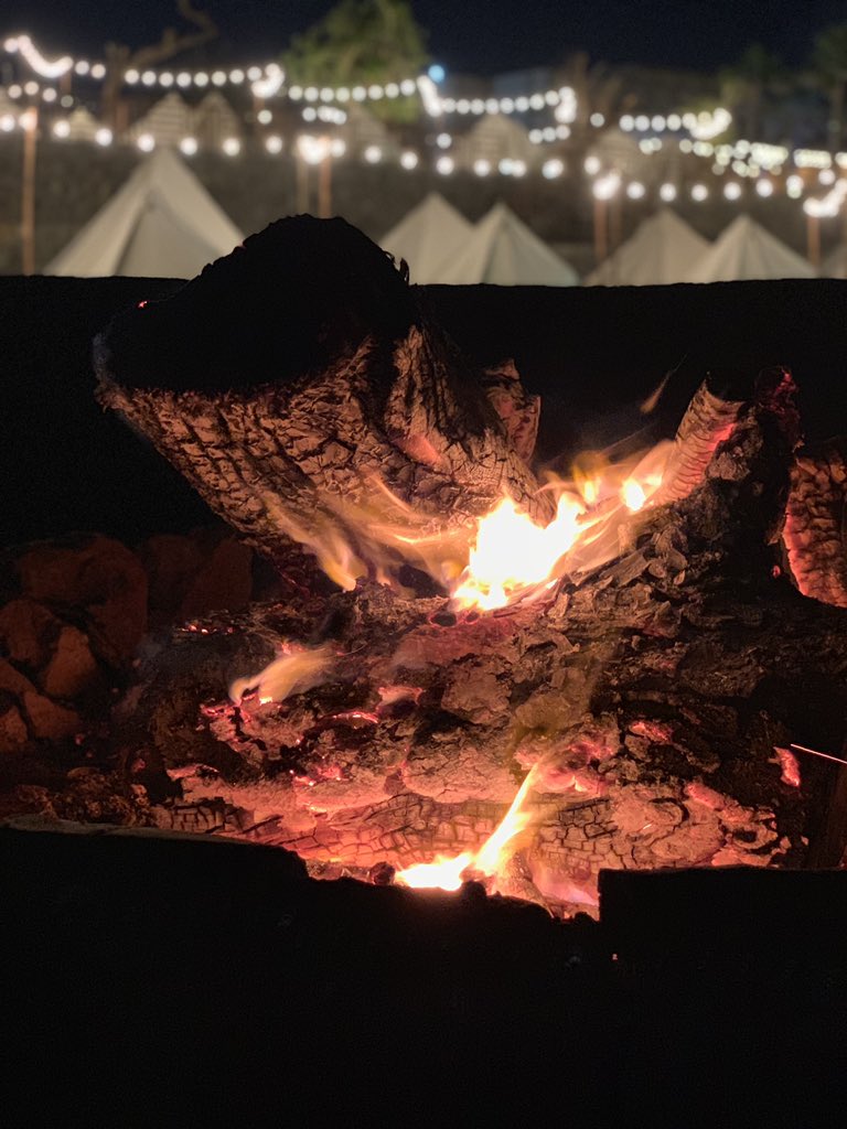 theOzist's tweet photo. #uae #winter #nature #camping #2018thoughts #2019Goals https://t.co/fgVqDbVZY5