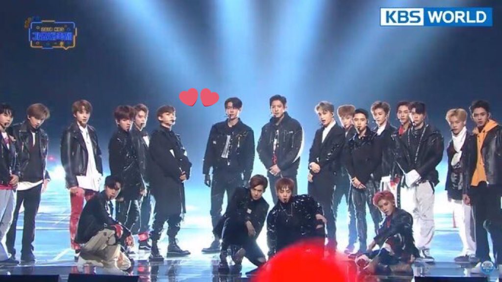 sparklejumprops's tweet photo. EXO really left an opened space for YIXING. bitch ot8 stans can really choke themselves right now thank you 

#EXO #KBSGayoDaechukje2018 @weareoneEXO https://t.co/N82Djew9K1