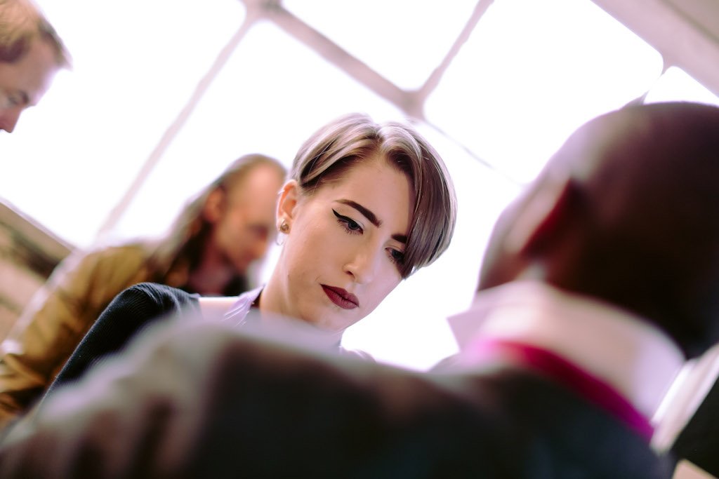 The wonderfully talented Saffron Bramley-Astle at work making sure our actors look the part on set! 

#costume #costumedesign #actionmovie #stunts #fightchoreography  #infinitywar #MissionImpossible #expressdeliverymovie <a href="/Beauki3/">Beauki</a> <a href="/eloisecarrow/">🌿Agos Chaya🌿 || ◍Eloise Carrow◍</a> @KiFilms@simonfowler54@SingerFilmsUK