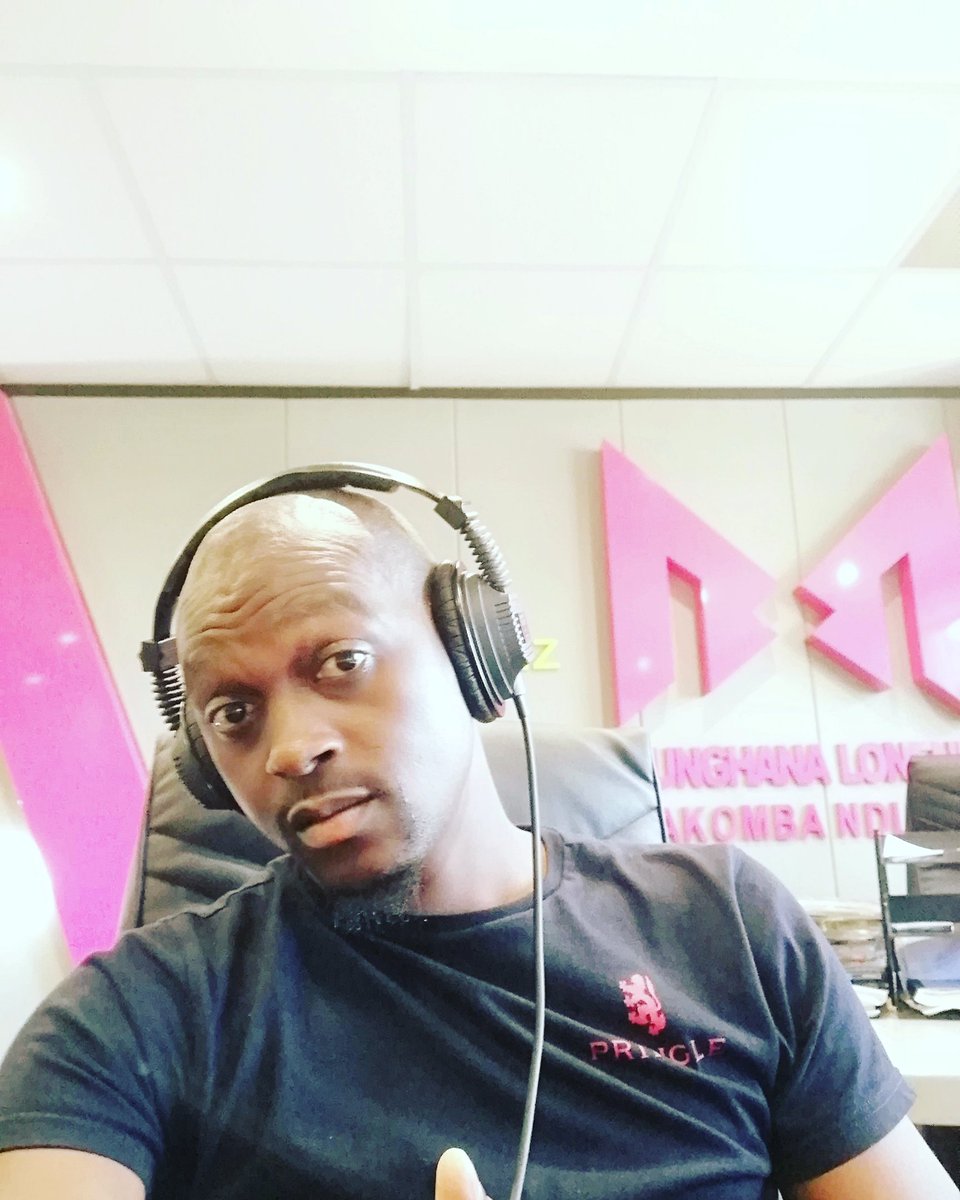 djmatt_mc's tweet photo. It's #Embiteni #Embiteni #Embiteni #Embiteni #Embiteni #Embiteni #Embiteni #Embiteni #Embiteni @Munghana Nikwala Ku On Moes Kwahalani??? https://t.co/qzvIRlVah3