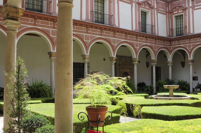 Jusqu’au 17 mars, Murillo et le baroque s'invitent au musée des beaux-arts de #Séville 👁️. À l’occasion du 4ème centenaire de sa mort, 55 de ses toiles prêtées par des collections privées et des institutions de divers pays retracent le parcours du peintre sévillan👨‍🎨. ©Jérôme Plon