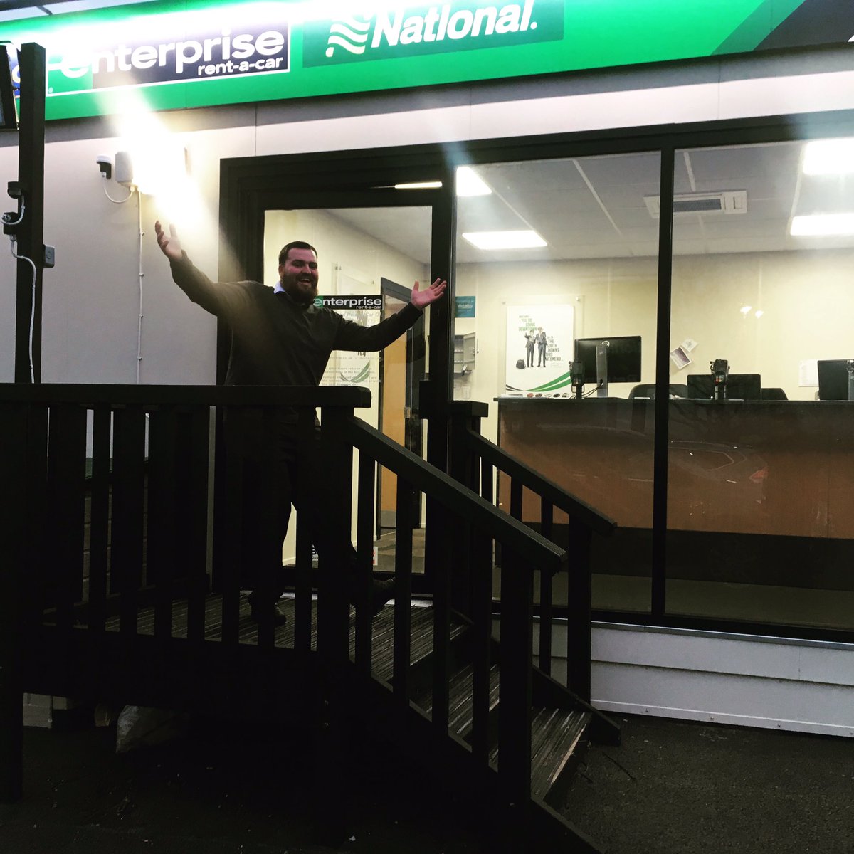 NickMiller5's tweet photo. ON RENT HIGH 💥💥 #U538 @will_wetherall running the day and smashing a 91 on rent high!!! Great work Mr Wetherall. #uptheladder #U5Alive @GM_ERAC @BenMavThompson https://t.co/zWlgLQse1z