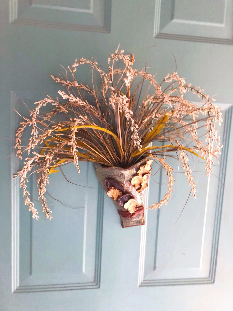 QuirkyBandP's tweet photo. Happy customer!!  What a lovely front entry!! https://t.co/UXmXPJNbAy