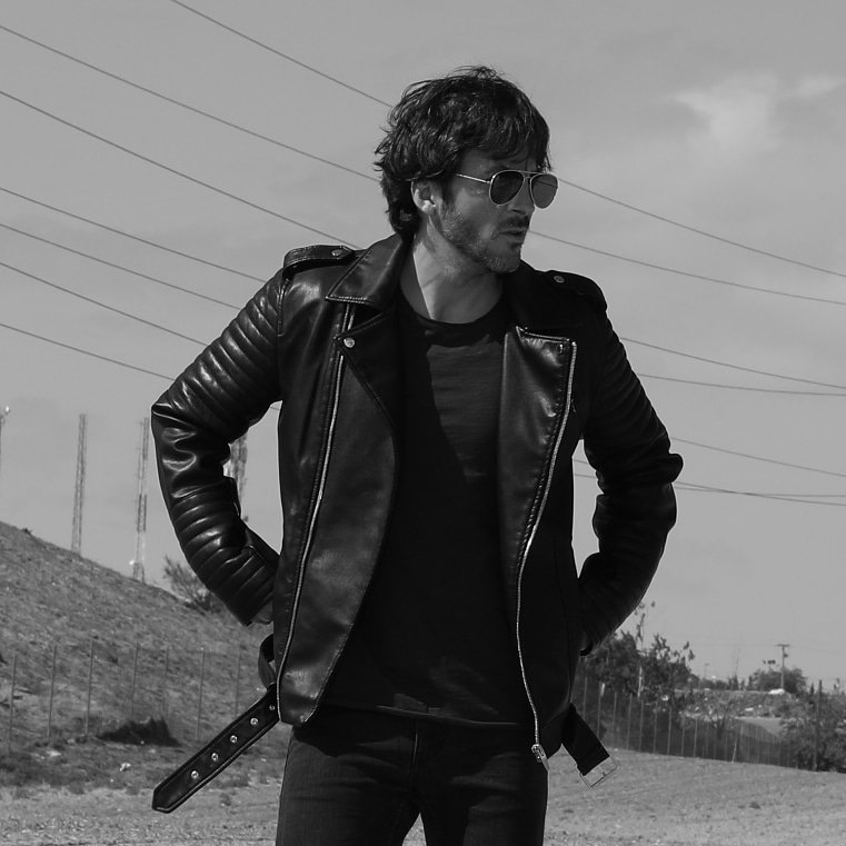 Espero que estés pasando unas <a href="/felicesfiestas/">Felices Fiestas</a>