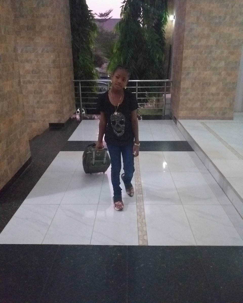 iamqueeyano's tweet photo. Good people of Anambra State, thank u so much for the ❤️ _ 🙏🙏🙏#daughter #nnewi #awka #anambra #lightofthenations #queeyanomusicempire https://t.co/XIYh17NDNz