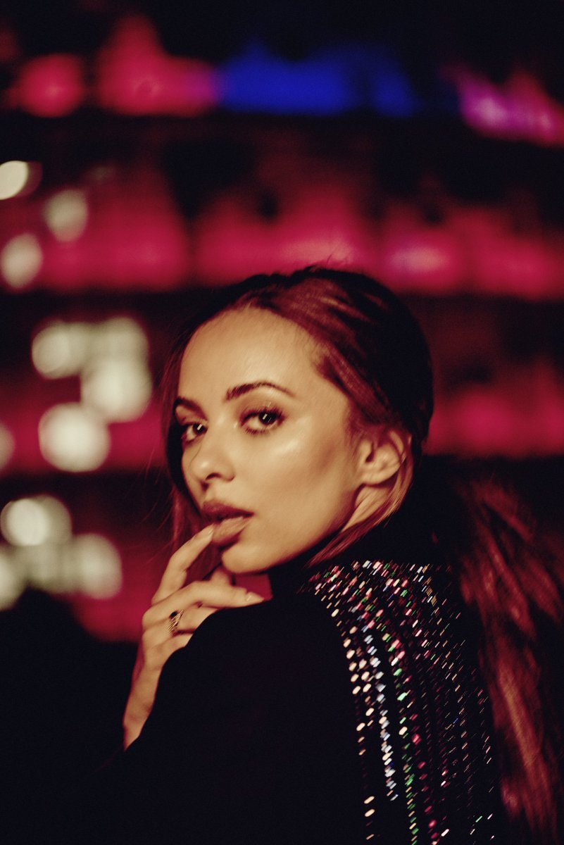 She is a bad bitch, made up of magic ✨ jade x