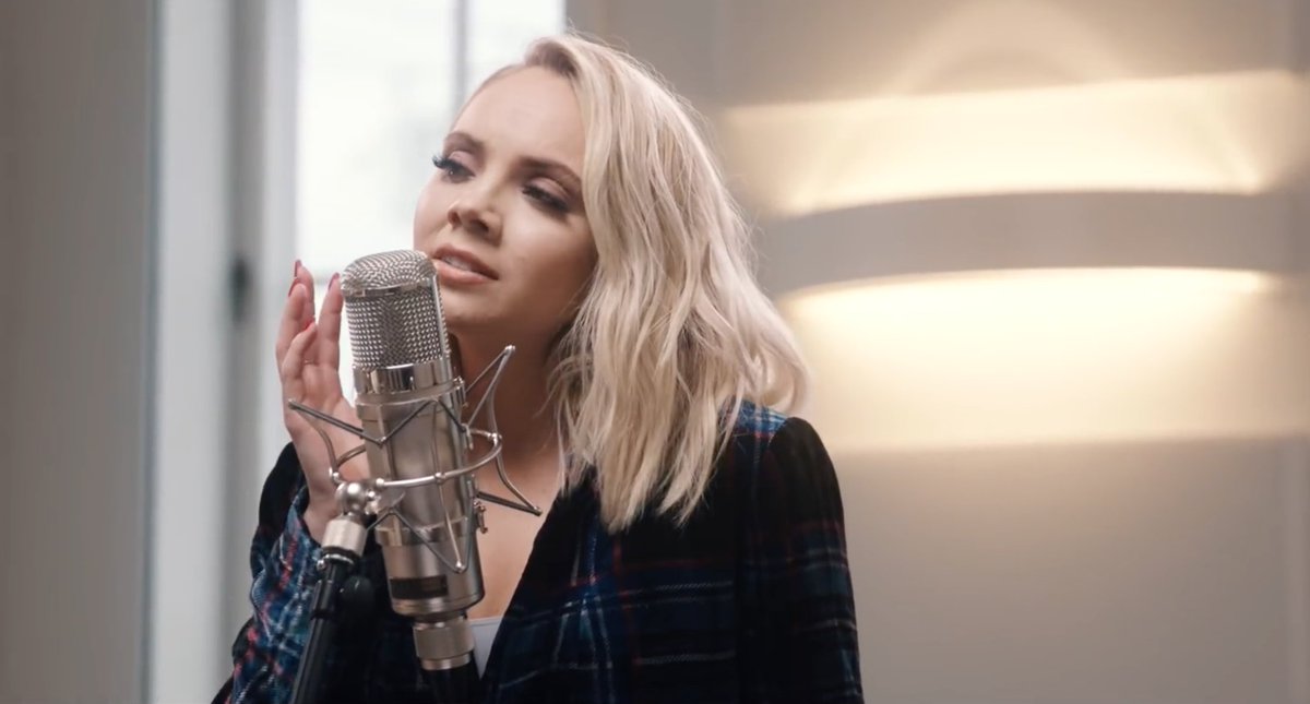 Rolling Stone On Twitter Watch Danielle Bradbery Cover Kacey Musgraves Slow Burn Https T Co Udednfk4ci