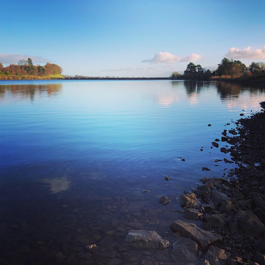 LinzRunsGlasgow's tweet photo. #milngaviereservoir #sunnydecember #beautifulworld https://t.co/lG4HFHlEPB