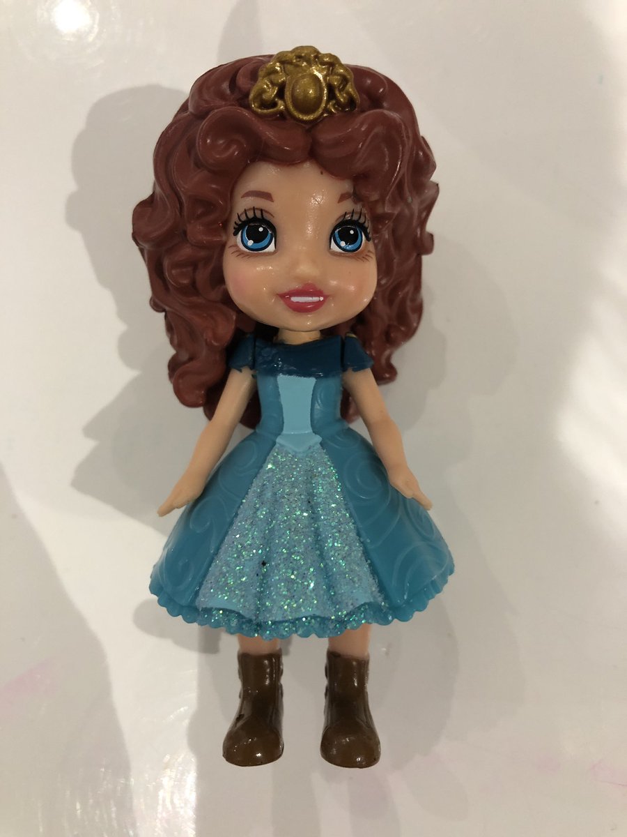 Gráinne Hallahan en Twitter: "@NSMWells @Disney_UK I don't think even Disney  would dare to give Tiana blue eyes and light brown hair with pale skin." /  Twitter
