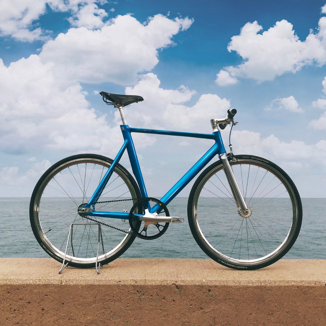 hexlox's tweet image. Since 2009 @schindelhauerbikes have been designing bikes that value a good design and practicability for everyday use. What a great combination with HEXLOX! Photo credit @thesuperiorbikeshop 🚴 🙌

#Hexlox, protect what you love!

#protectwhatyoulove #schindelhauerbikes