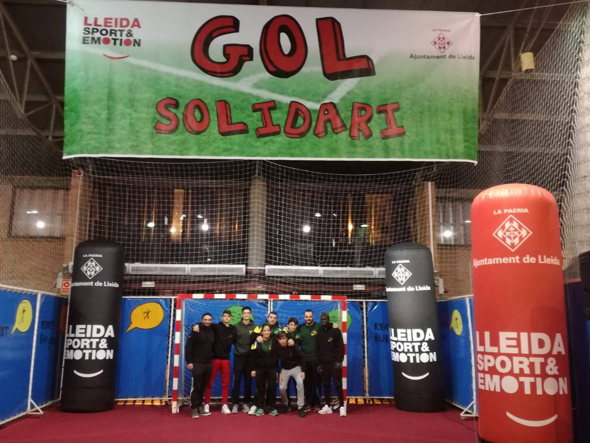 #GolSolidari
Un any més els companys del <a href="/InefLleidaRugby/">INEF Lleida Rugby</a> ens acompanyen al Gol Solidari. L'esport amb valors a la seva màxima expressió!