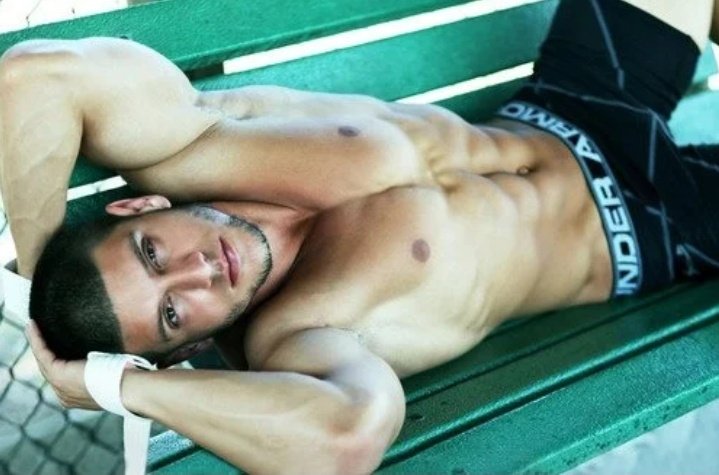 reglakcaz's tweet photo. #nickbennett #fridayswoon https://t.co/yNkAbvkNCc