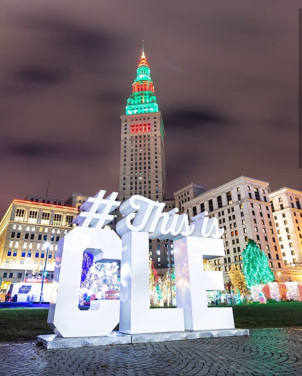 cywilloughby's tweet photo. We love our city! #thisiscle
IG 📸: @kboateng_photography

#courtyardwilloughby #cleveland #clevelandohio #explorecleveland  #downtowncleveland #exploreohio #ohio #citylife https://t.co/jszUOCWBSu