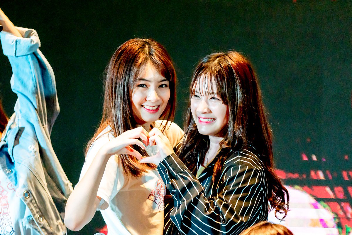 AiAkidora's tweet image. นอนไม่หลับเพราะฤทธิ์เค้กกาแฟเมื่อตอน3ทุ่ม
เลยหารูปเก่ามานั่งแต่งเล่น

#Sweat16 #GoSweat #1stAnniversarySWEAT16
#NinkSweat16  #AnnySweat16