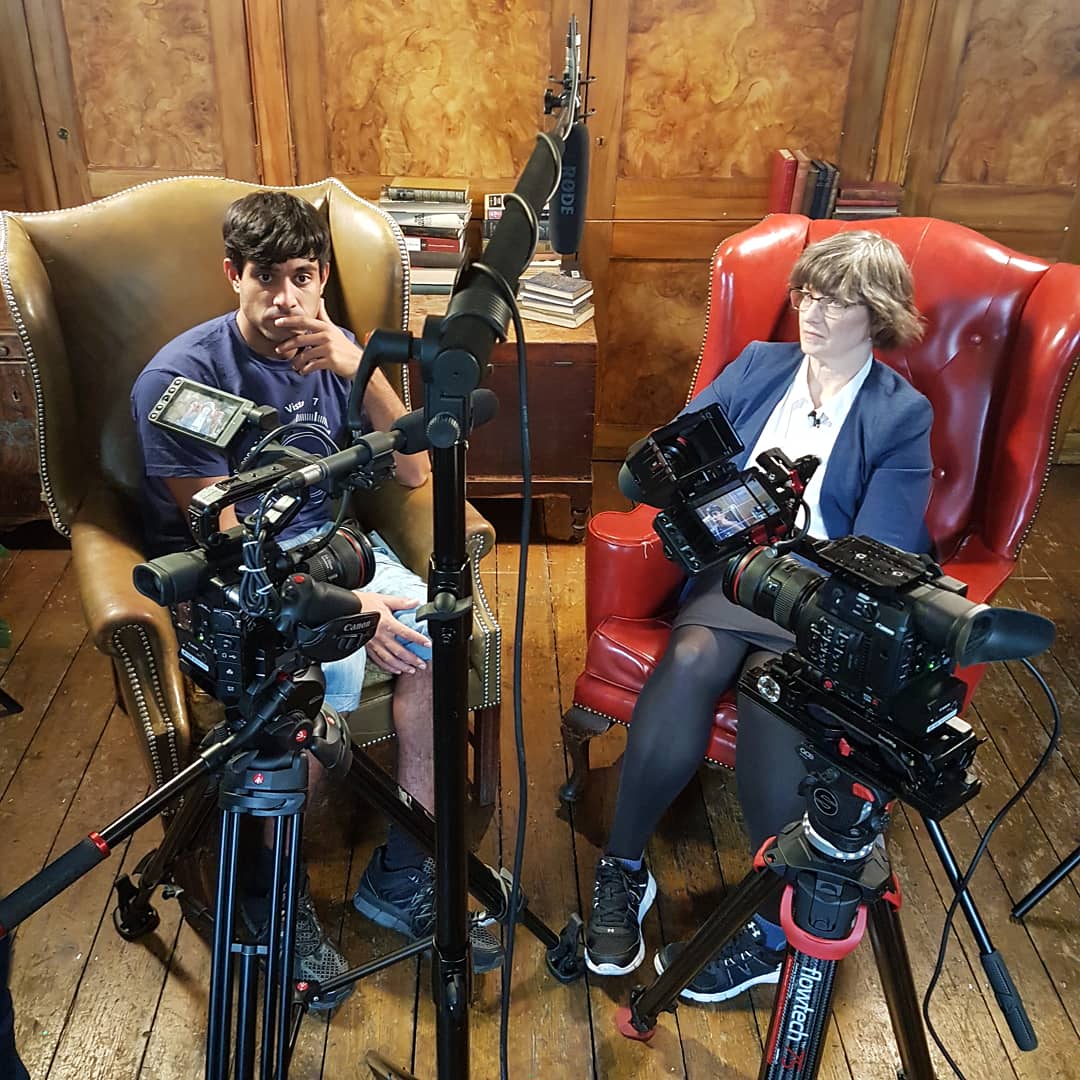 ThirdLegStudios's tweet photo. Final few scenes of our upcoming web-series have been shot. All we gotta do now is hunker down at Stern's Nan's gaff and piece it together for the next 3 months or so. Looking forward to cabin fever setting in and all the kick-offs which come with it...#webseries #thirdlegstudios https://t.co/Urh5b1GHem